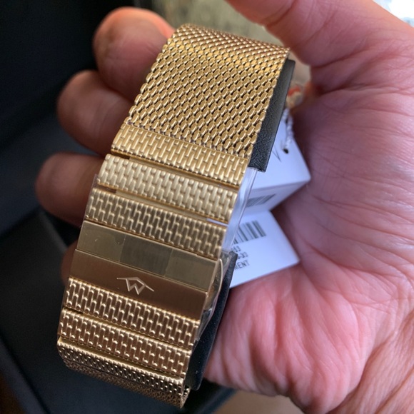 ⛔️SOLD⛔️Authentic MOVADO 30 Heritage mesh watch - Picture 8 of 8